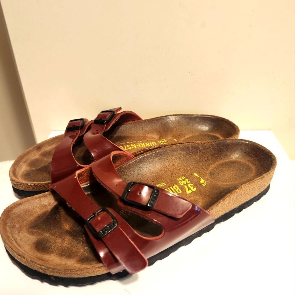 Birkenstock "Ibiza" Garnet Patent Leather Birko-Flor Sandals Sz.6/37 Ret.$125